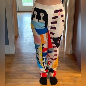 Gently preowned Akris patterned pants!